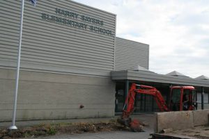 934649_440296522735999_1114443760_n